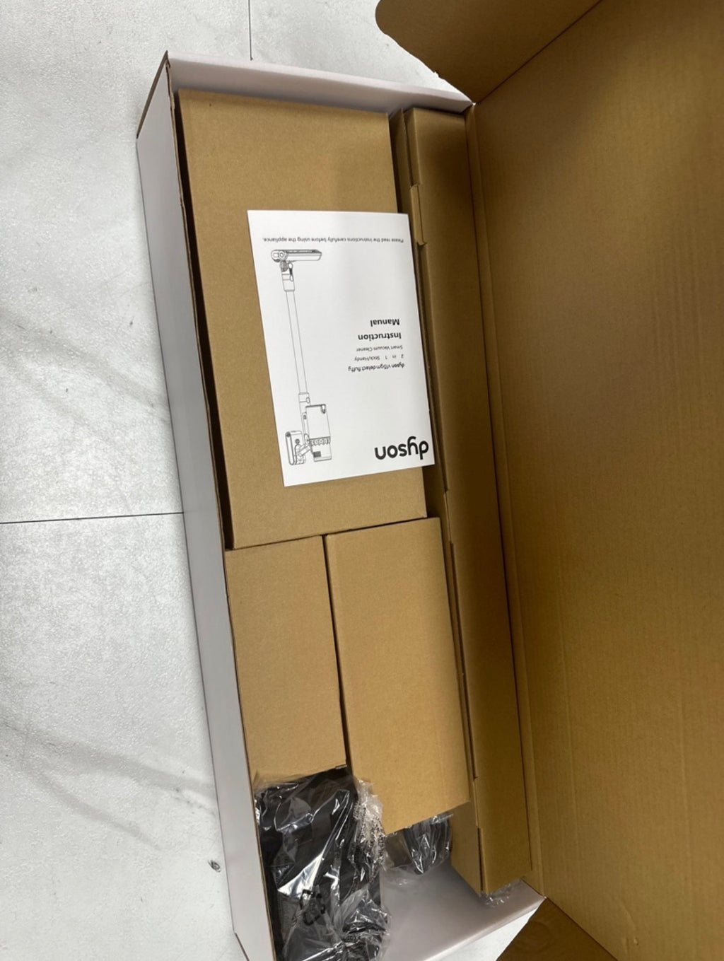 Aspirateur balai sans fil Dyson V15 Detect – Puissance maximale, technologie laser “dust-detect”, jusqu’à 60 min d’autonomie